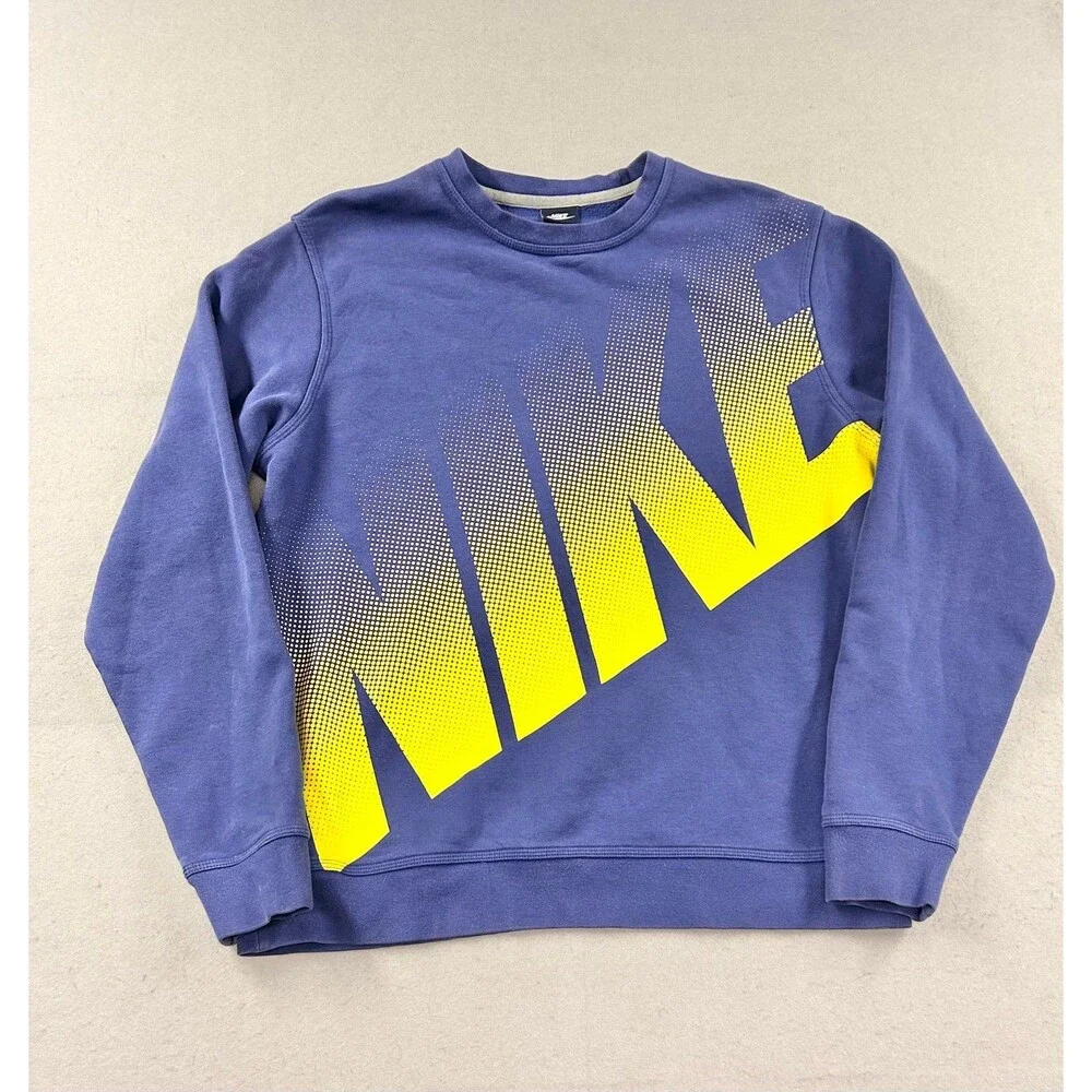 Y2K Nike Men’s Spell Out Crewneck Sweatshirt